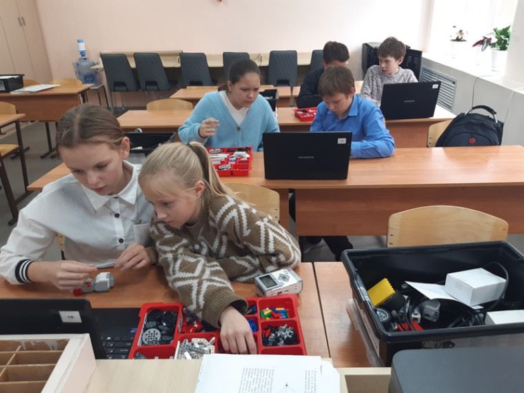 Робототехника.
